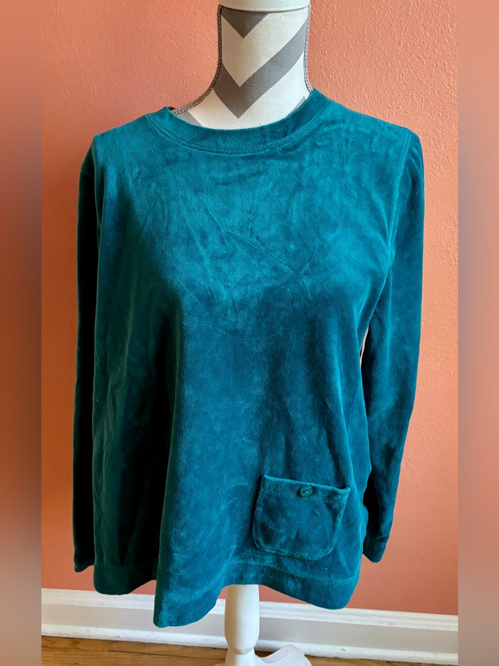 Appleseed's Teal Velour Pullover Top Women’s L Long Sleeve Button Pocket